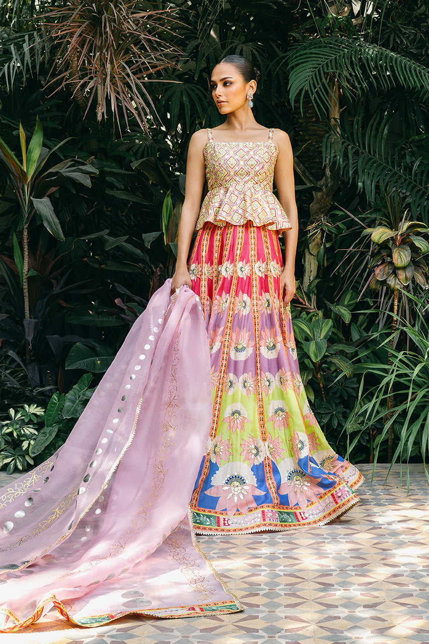 Sania Maskatiya | Reyna Occasion Wear | Teya by Sania Maskatiya - Designer Dress - Type: Ladies Clothes - Available at Sana Yasir - 100% Original