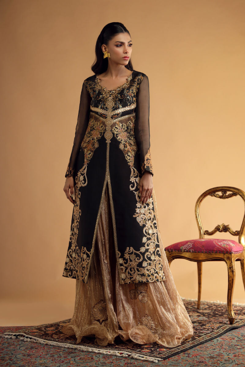 Shamaeel Ansari | Divine Couture | DC-04 by Shamaeel Ansari - Designer Dress - Type: Ladies Clothes - Available at Sana Yasir - 100% Original