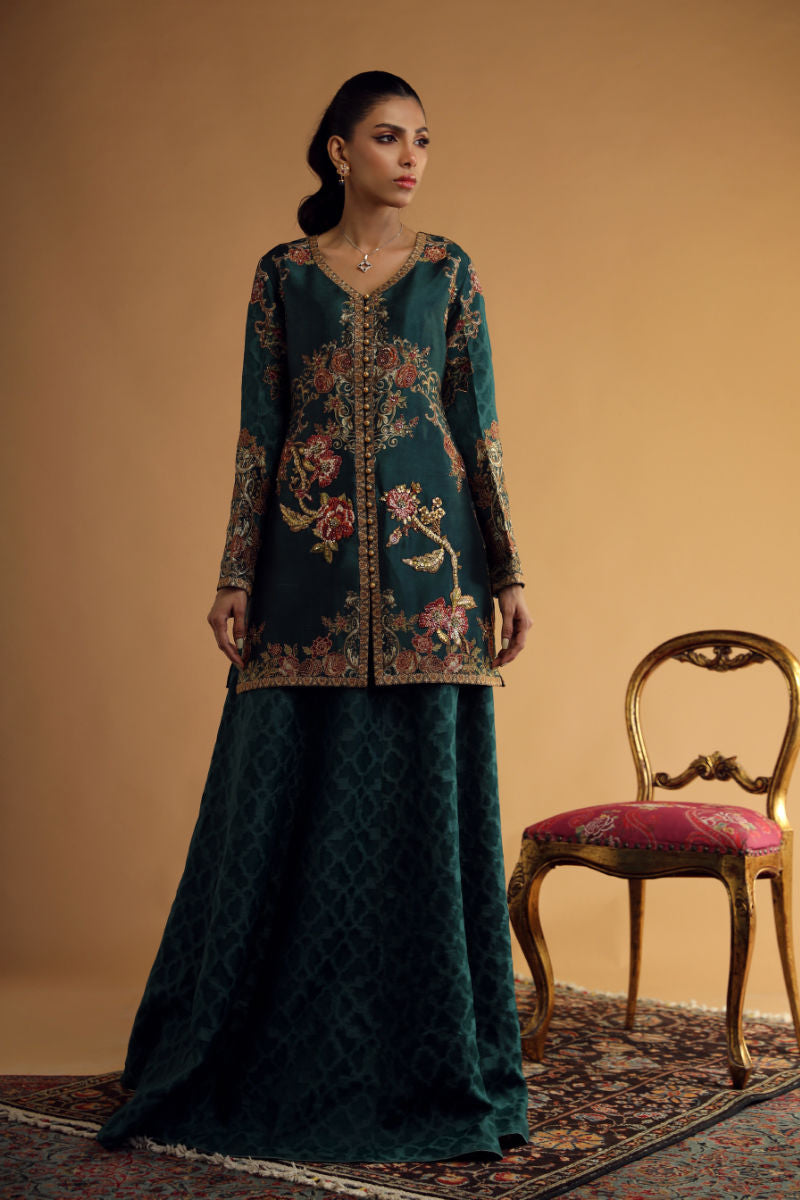 Shamaeel Ansari | Divine Couture | DC-05 by Shamaeel Ansari - Designer Dress - Type: Ladies Clothes - Available at Sana Yasir - 100% Original