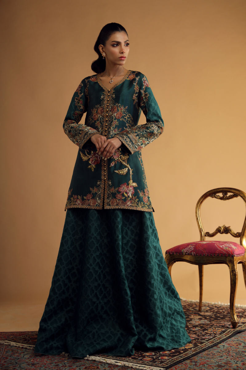 Shamaeel Ansari | Divine Couture | DC-05 by Shamaeel Ansari - Designer Dress - Type: Ladies Clothes - Available at Sana Yasir - 100% Original