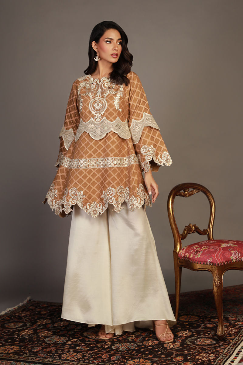 Shamaeel Ansari | Royal Vogue Formals | RV-01 by Shamaeel Ansari - Designer Dress - Type: Formal - Available at Sana Yasir - 100% Original