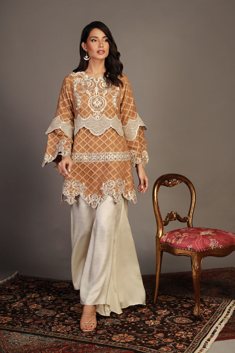 Shamaeel Ansari | Royal Vogue Formals | RV-01 by Shamaeel Ansari - Designer Dress - Type: Formal - Available at Sana Yasir - 100% Original