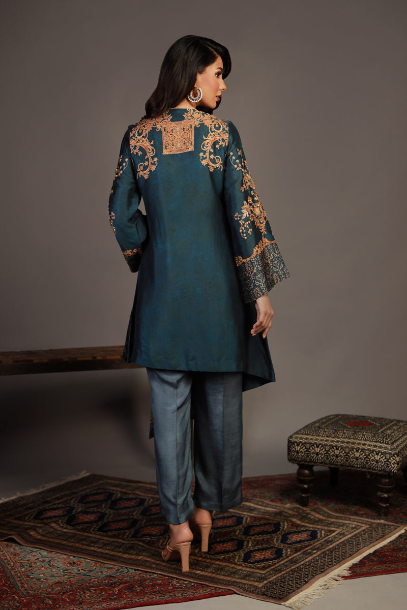 Shamaeel Ansari | Royal Vogue Formals | RV-02 by Shamaeel Ansari - Designer Dress - Type: Formal - Available at Sana Yasir - 100% Original