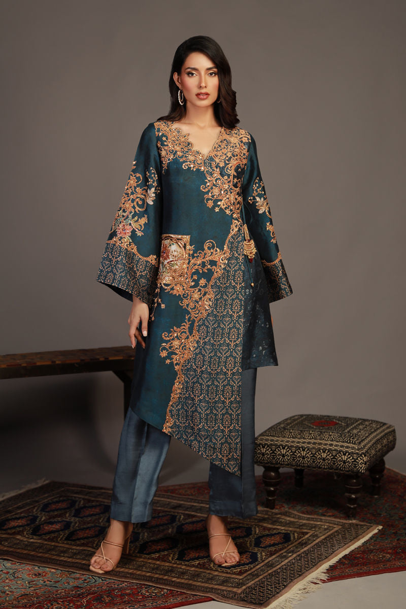Shamaeel Ansari | Royal Vogue Formals | RV-02 by Shamaeel Ansari - Designer Dress - Type: Formal - Available at Sana Yasir - 100% Original