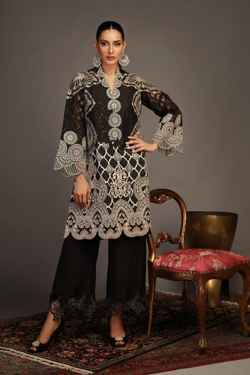 Shamaeel Ansari | Royal Vogue Formals | RV-05 by Shamaeel Ansari - Designer Dress - Type: Formal - Available at Sana Yasir - 100% Original
