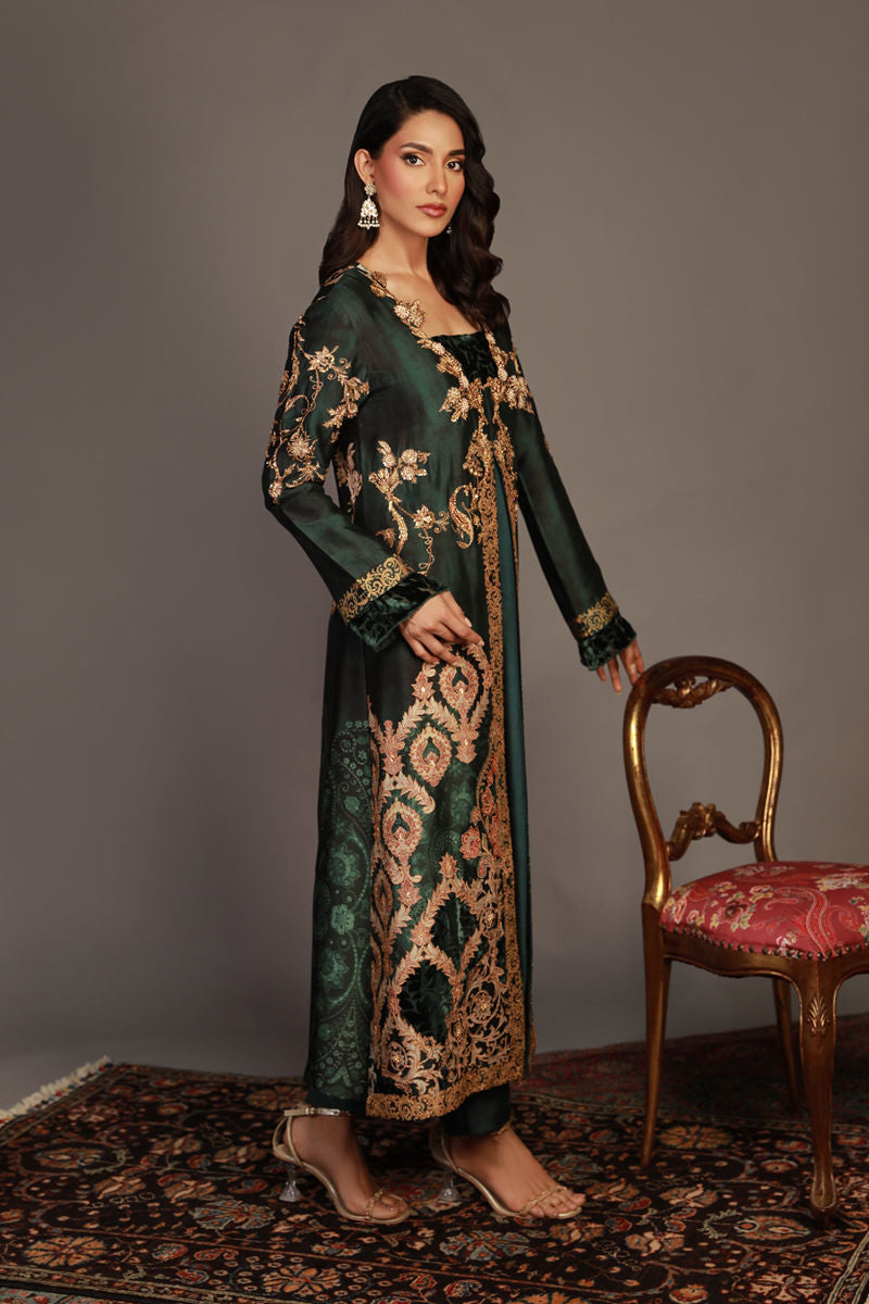 Shamaeel Ansari | Royal Vogue Formals | RV-09 by Shamaeel Ansari - Designer Dress - Type: Formal - Available at Sana Yasir - 100% Original
