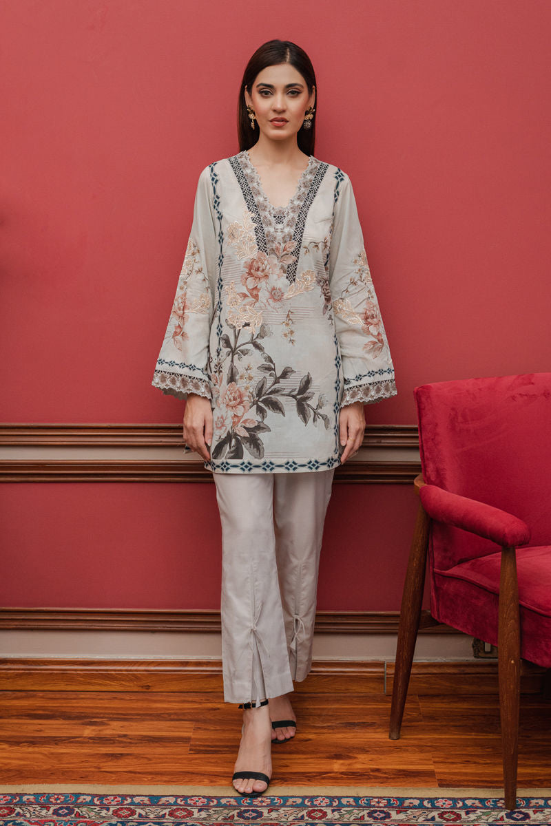Shamaeel Ansari | Subtle Elegance vol 3 | LE-02 by Shamaeel Ansari - Designer Dress - Type: Luxury - Available at Sana Yasir - 100% Original