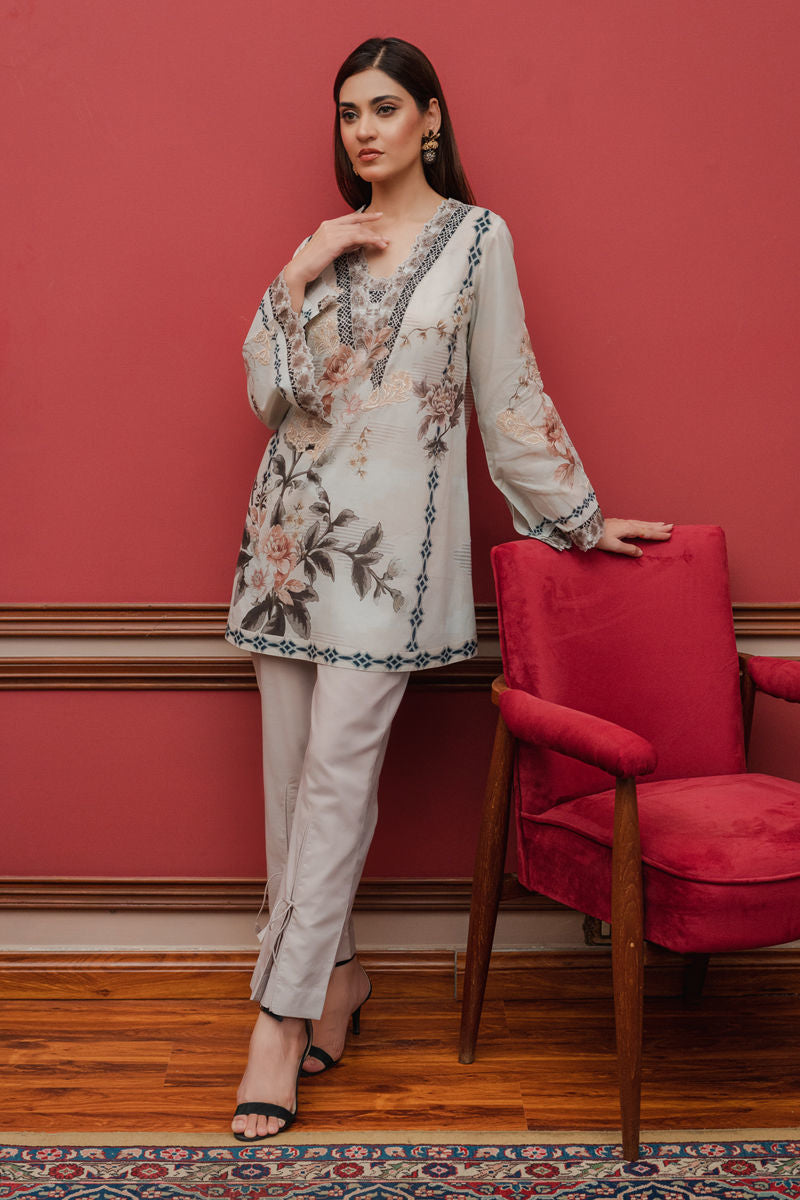 Shamaeel Ansari | Subtle Elegance vol 3 | LE-02 by Shamaeel Ansari - Designer Dress - Type: Luxury - Available at Sana Yasir - 100% Original