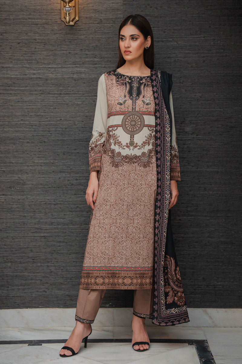 Shamaeel Ansari | Subtle Elegance vol 3 | LE-05 by Shamaeel Ansari - Designer Dress - Type: Luxury - Available at Sana Yasir - 100% Original