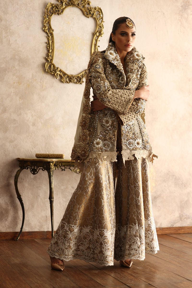 Shamaeel Ansari | Symposium of Queens | EQ-06 by Shamaeel Ansari - Designer Dress - Type: Bridal - Available at Sana Yasir - 100% Original