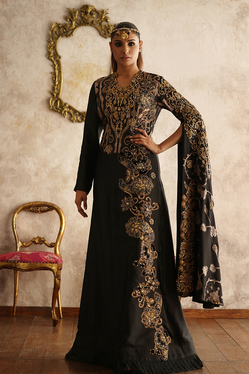 Shamaeel Ansari | Symposium of Queens | EQ-07 by Shamaeel Ansari - Designer Dress - Type: Bridal - Available at Sana Yasir - 100% Original