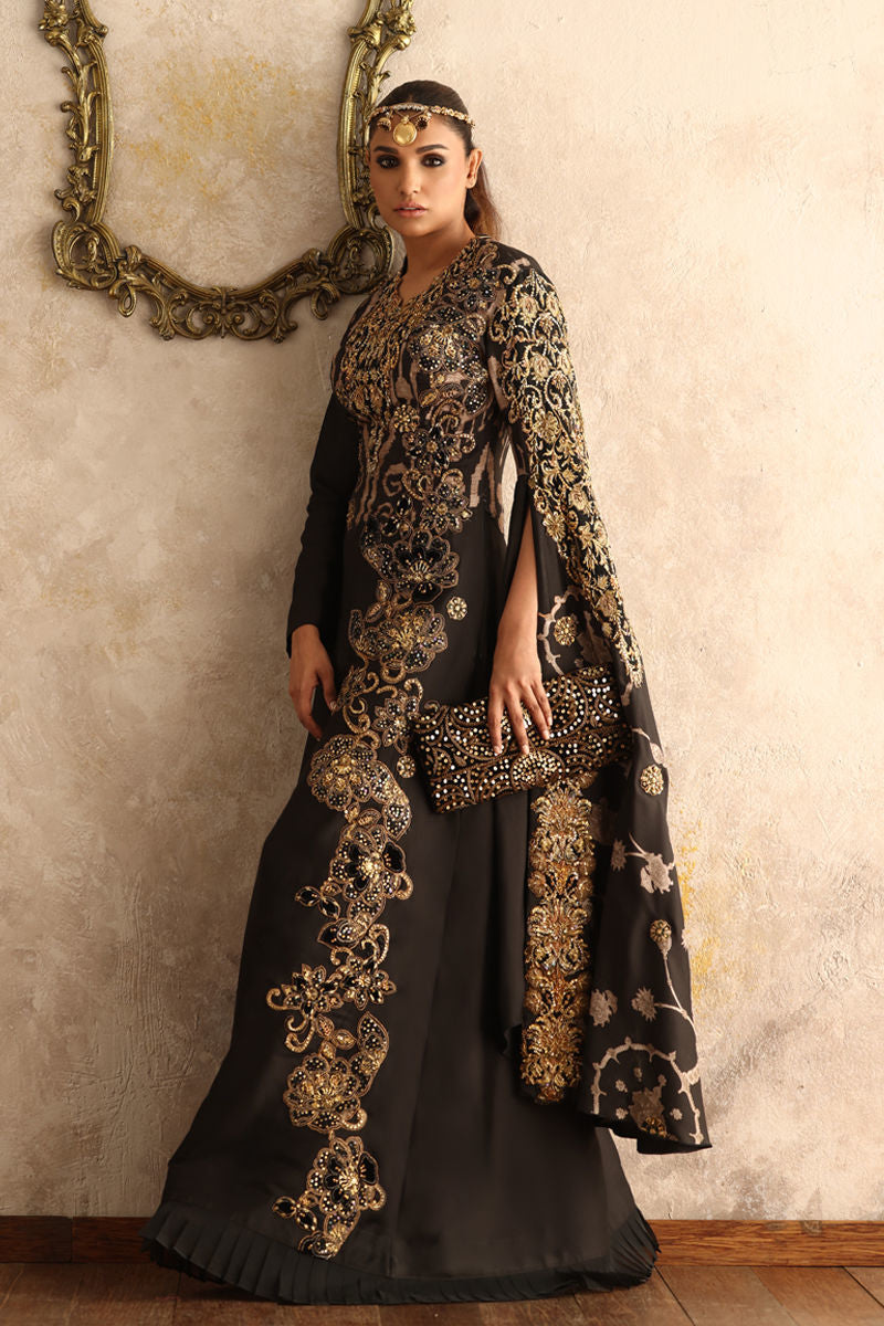 Shamaeel Ansari | Symposium of Queens | EQ-07 by Shamaeel Ansari - Designer Dress - Type: Bridal - Available at Sana Yasir - 100% Original
