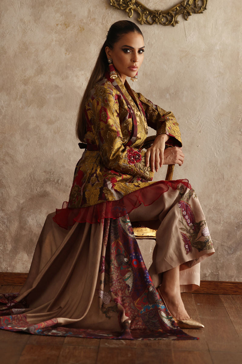 Shamaeel Ansari | Symposium of Queens | EQ-08 by Shamaeel Ansari - Designer Dress - Type: Bridal - Available at Sana Yasir - 100% Original