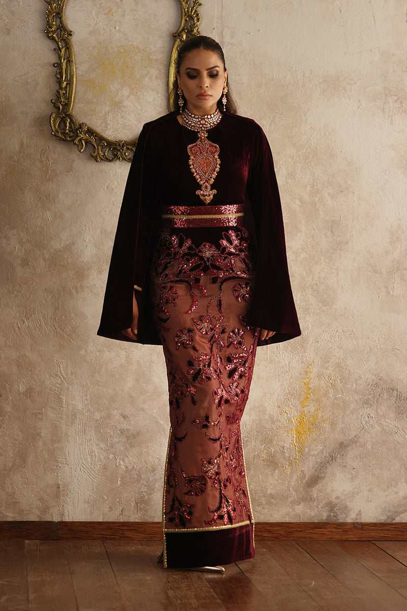 Shamaeel Ansari | Symposium of Queens | EQ-10 by Shamaeel Ansari - Designer Dress - Type: Bridal - Available at Sana Yasir - 100% Original