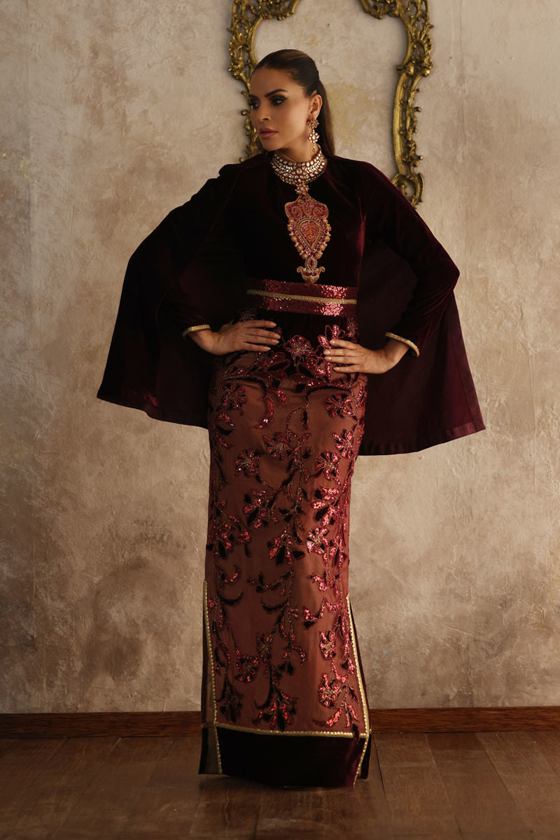 Shamaeel Ansari | Symposium of Queens | EQ-10 by Shamaeel Ansari - Designer Dress - Type: Bridal - Available at Sana Yasir - 100% Original