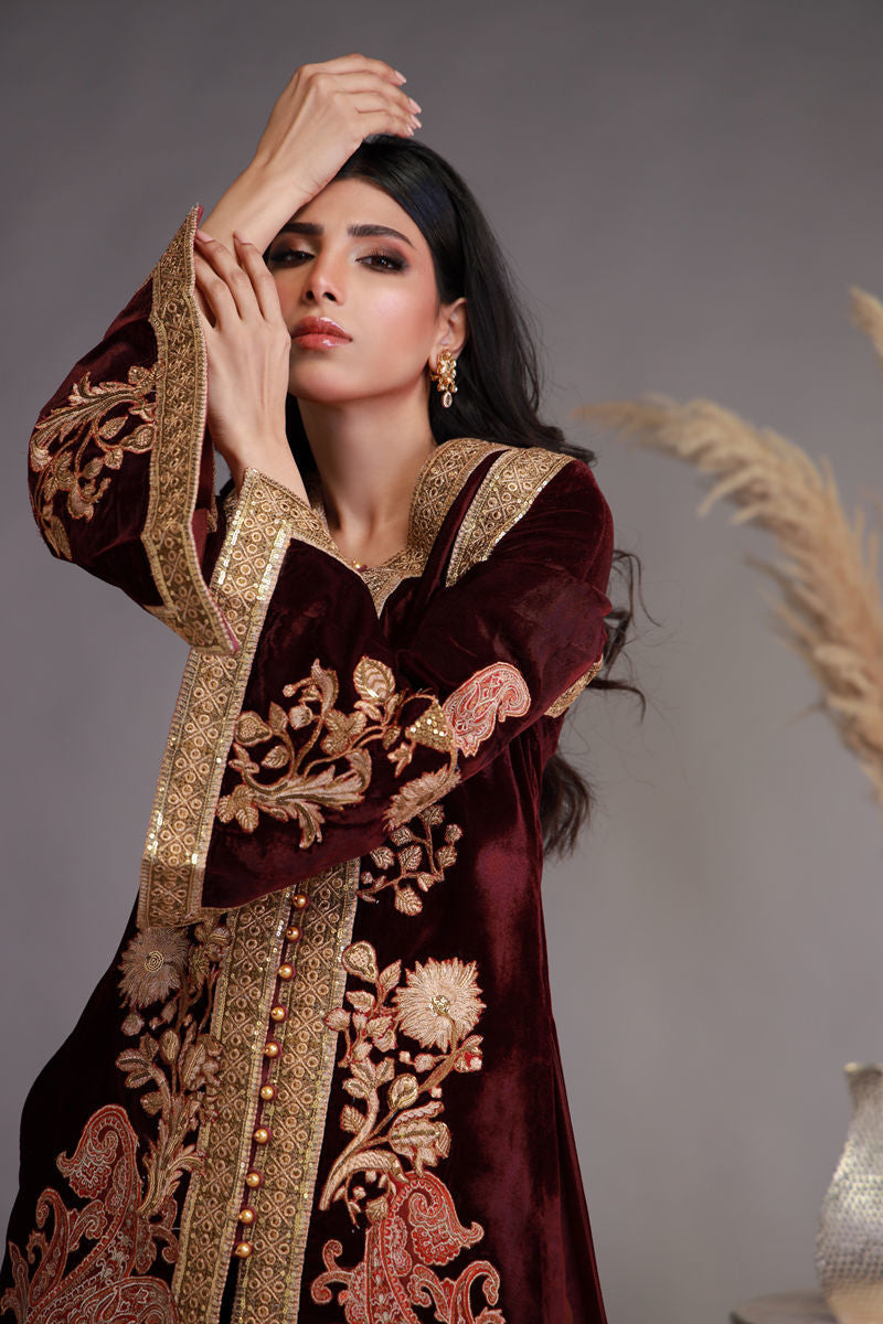 Shamaeel Ansari | Winter Festive 25 | WFE-01 by Shamaeel Ansari - Designer Dress - Type: Ladies Clothes - Available at Sana Yasir - 100% Original