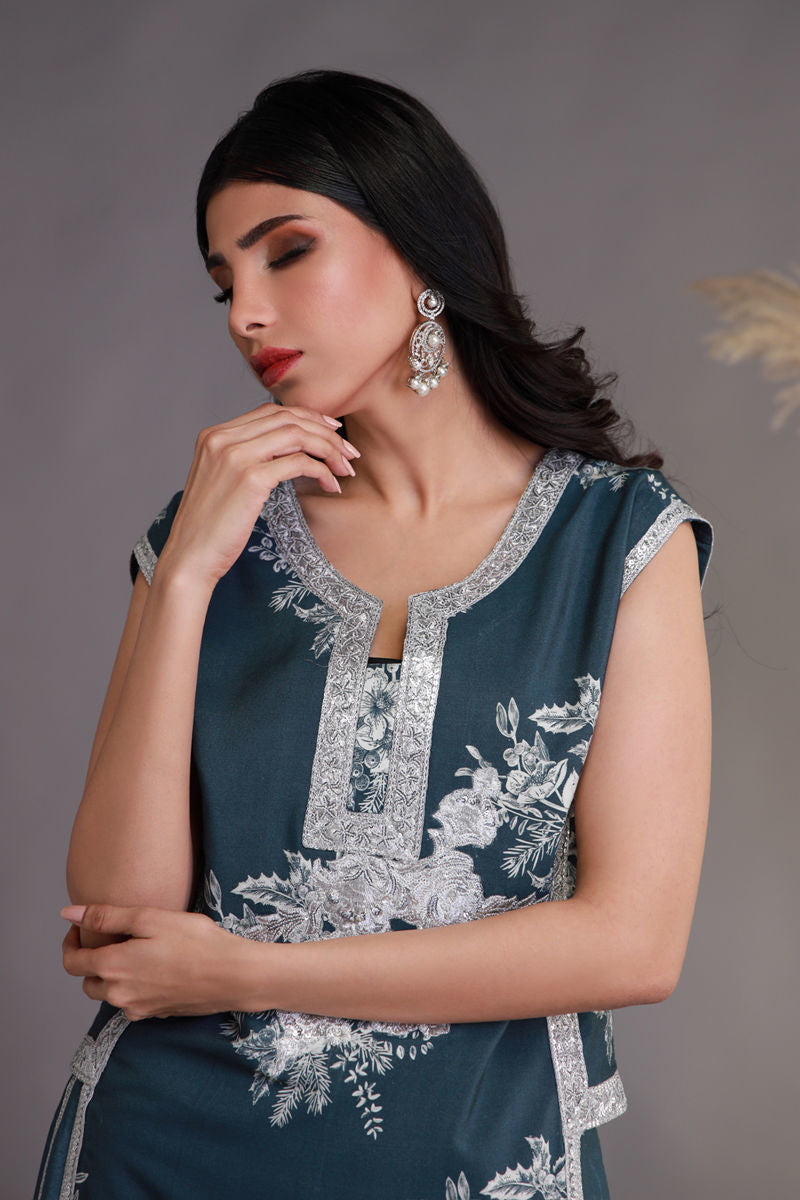 Shamaeel Ansari | Winter Festive 25 | WFE-05 by Shamaeel Ansari - Designer Dress - Type: Ladies Clothes - Available at Sana Yasir - 100% Original