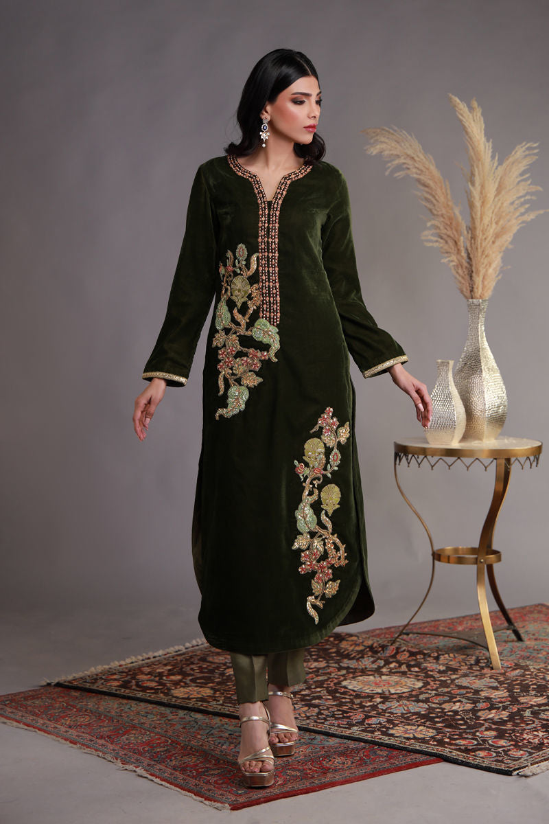 Shamaeel Ansari | Winter Festive 25 | WFE-08 by Shamaeel Ansari - Designer Dress - Type: Ladies Clothes - Available at Sana Yasir - 100% Original