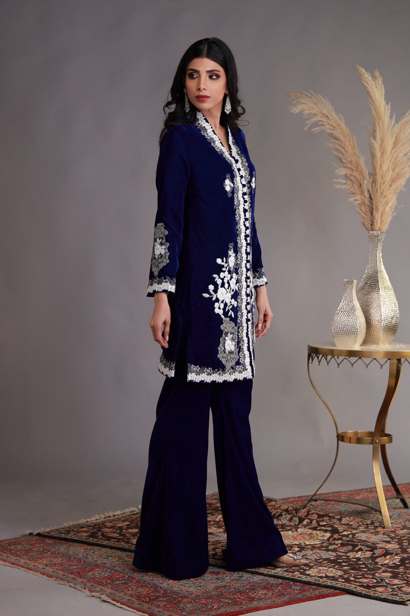 Shamaeel Ansari | Winter Festive 25 | WFE-09 by Shamaeel Ansari - Designer Dress - Type: Ladies Clothes - Available at Sana Yasir - 100% Original