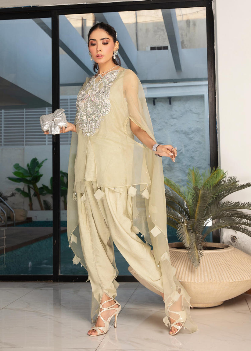 Shiza Hassan | Sublime Luxury Pret | Inara by Shiza Hassan - Designer Dress - Type: Formal - Available at Sana Yasir - 100% Original