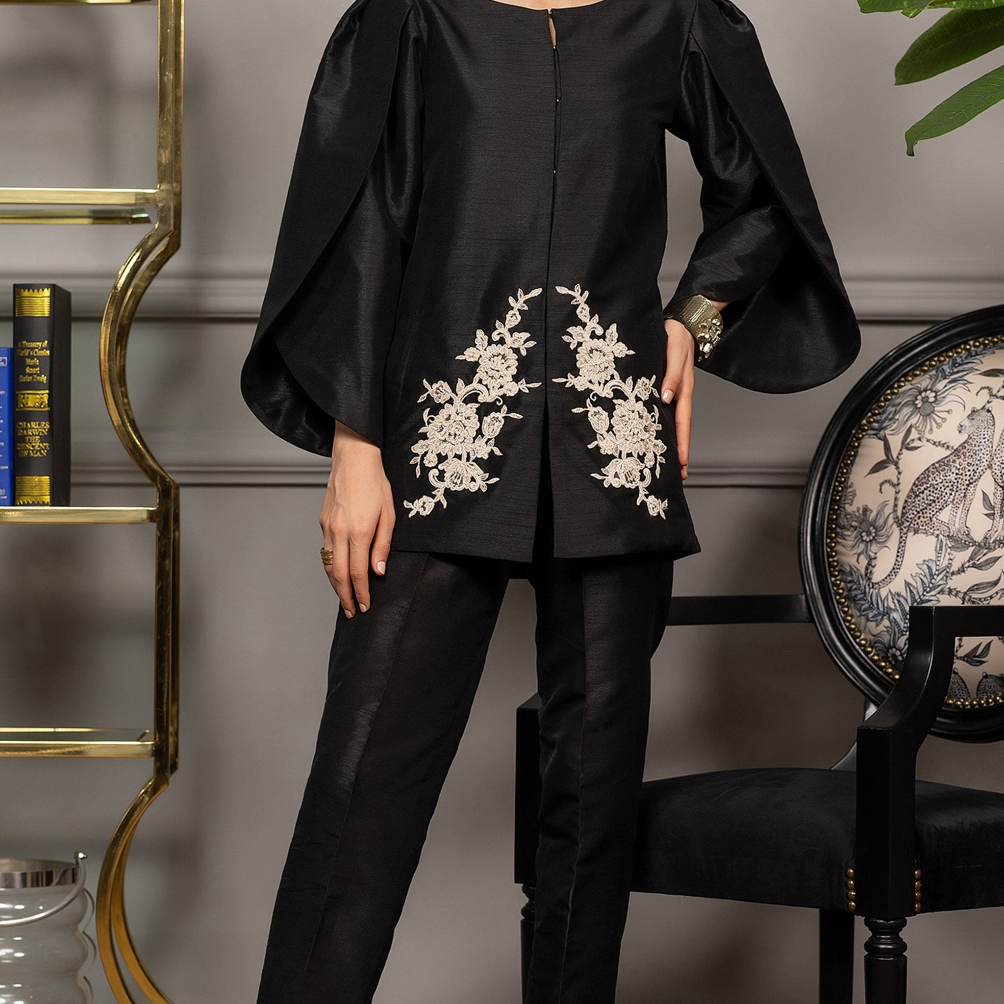 Threads and Motifs | Formal Dresses 24 | 8984 by Threads and Motifs - Designer Dress - Type: Ladies Clothes - Available at Sana Yasir - 100% Original