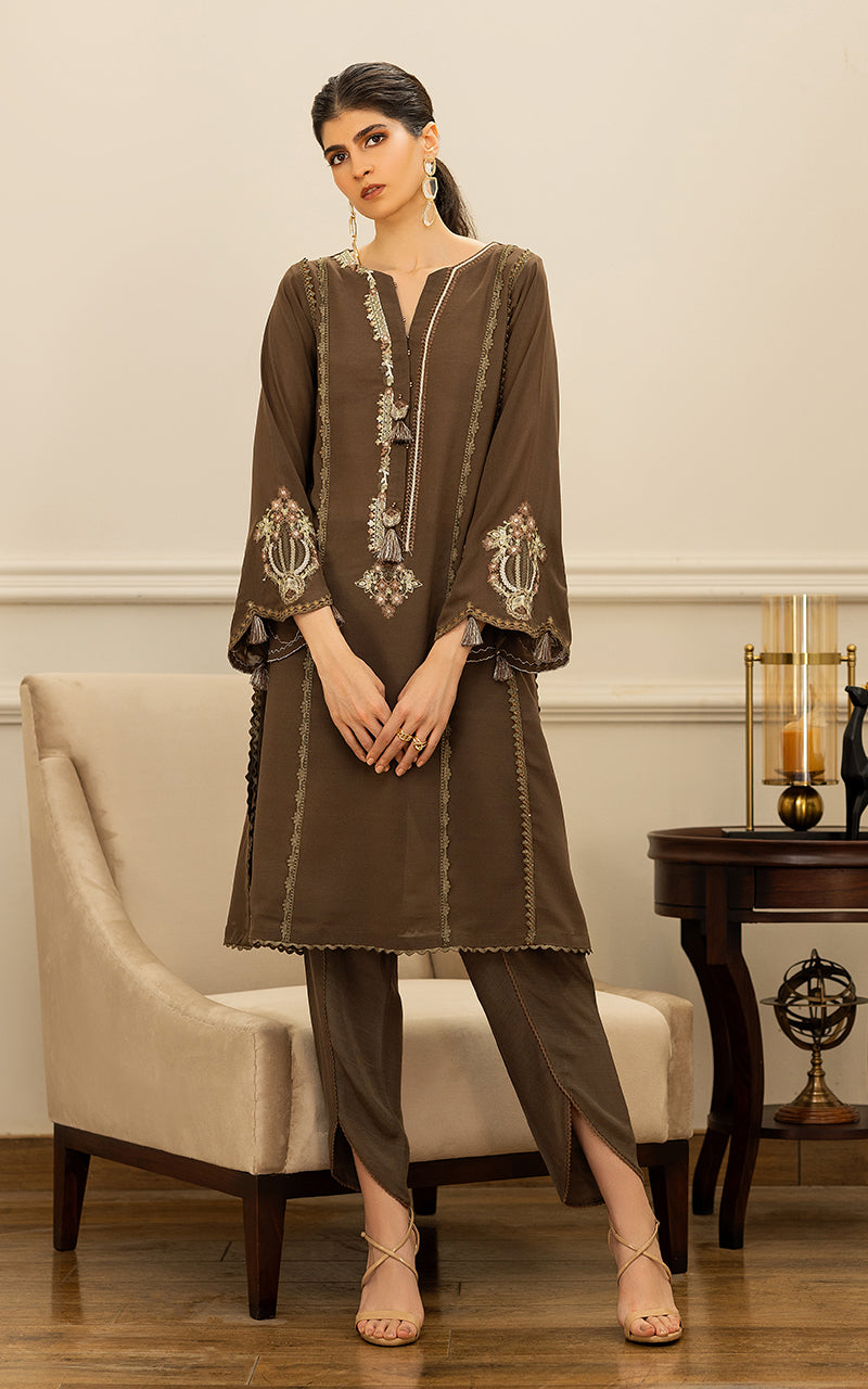 Threads and Motifs | Ready To Wear 2024 | TUNIC 8629.2 by Threads and Motifs - Designer Dress - Type: Luxury - Available at Sana Yasir - 100% Original