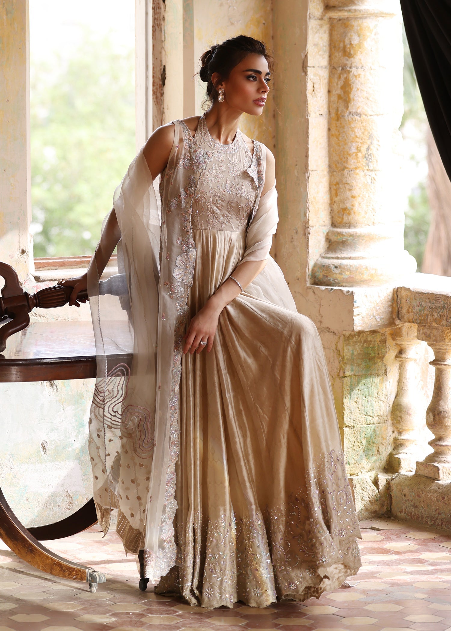 Umsha | Mehfil-e-Rang | Luxe Gold by Umsha - Designer Dress - Type: Ladies Clothes - Available at Sana Yasir - 100% Original
