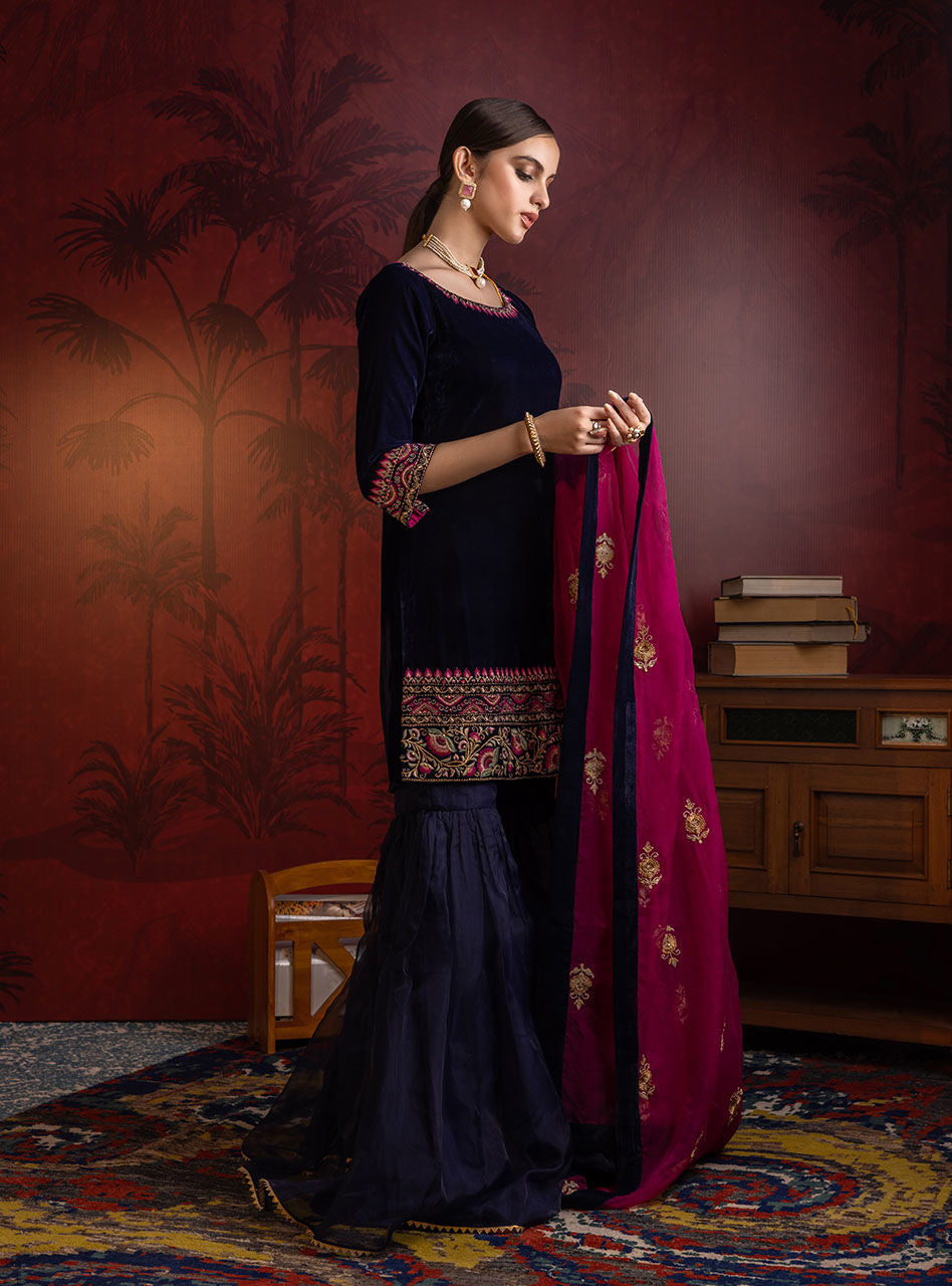 Zainab Chottani | Luxury Pret | AIRA by Zainab Chottani - Designer Dress - Type: Ladies Clothes - Available at Sana Yasir - 100% Original