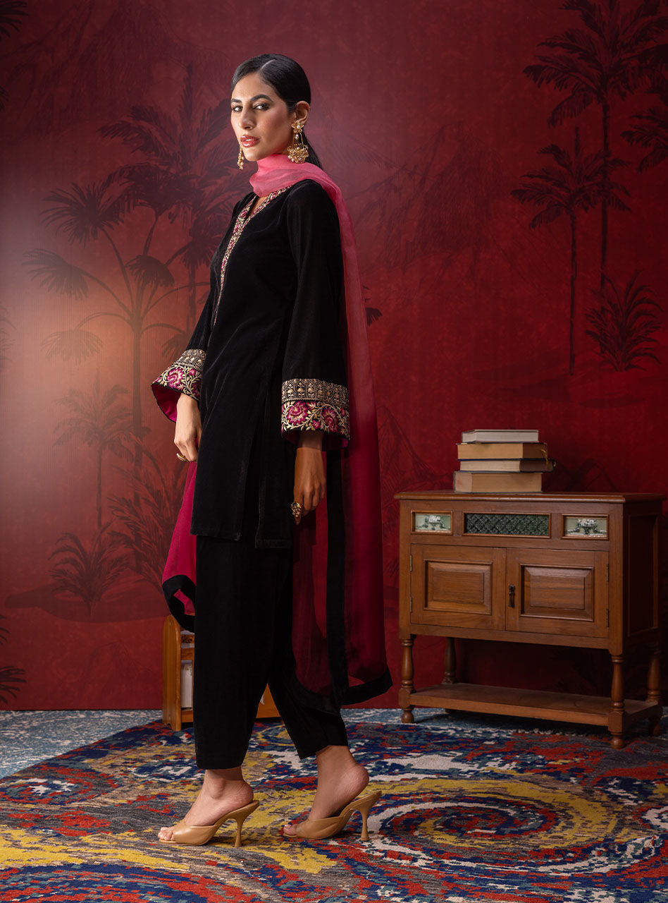 Zainab Chottani | Luxury Pret | AYRISH by Zainab Chottani - Designer Dress - Type: Ladies Clothes - Available at Sana Yasir - 100% Original