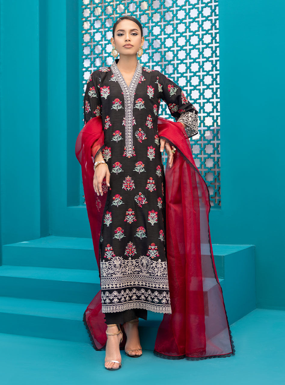 Zainab Chottani | Luxury Pret | BLACK ROSE - D 80 by Zainab Chottani - Designer Dress - Type: Ladies Clothes - Available at Sana Yasir - 100% Original