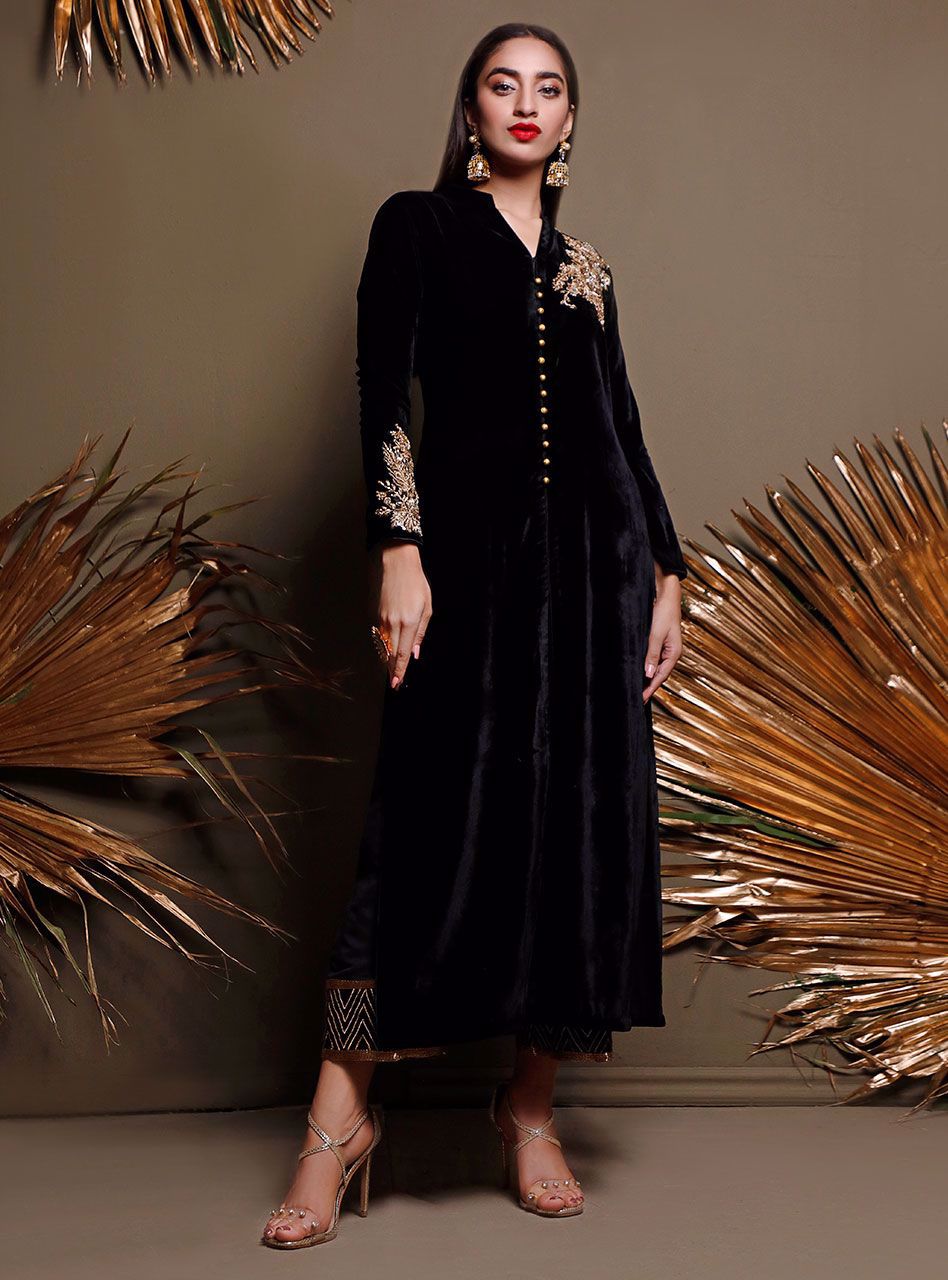 Zainab Chottani | Luxury Pret | BLACK SANDSTONE by Zainab Chottani - Designer Dress - Type: Ladies Clothes - Available at Sana Yasir - 100% Original