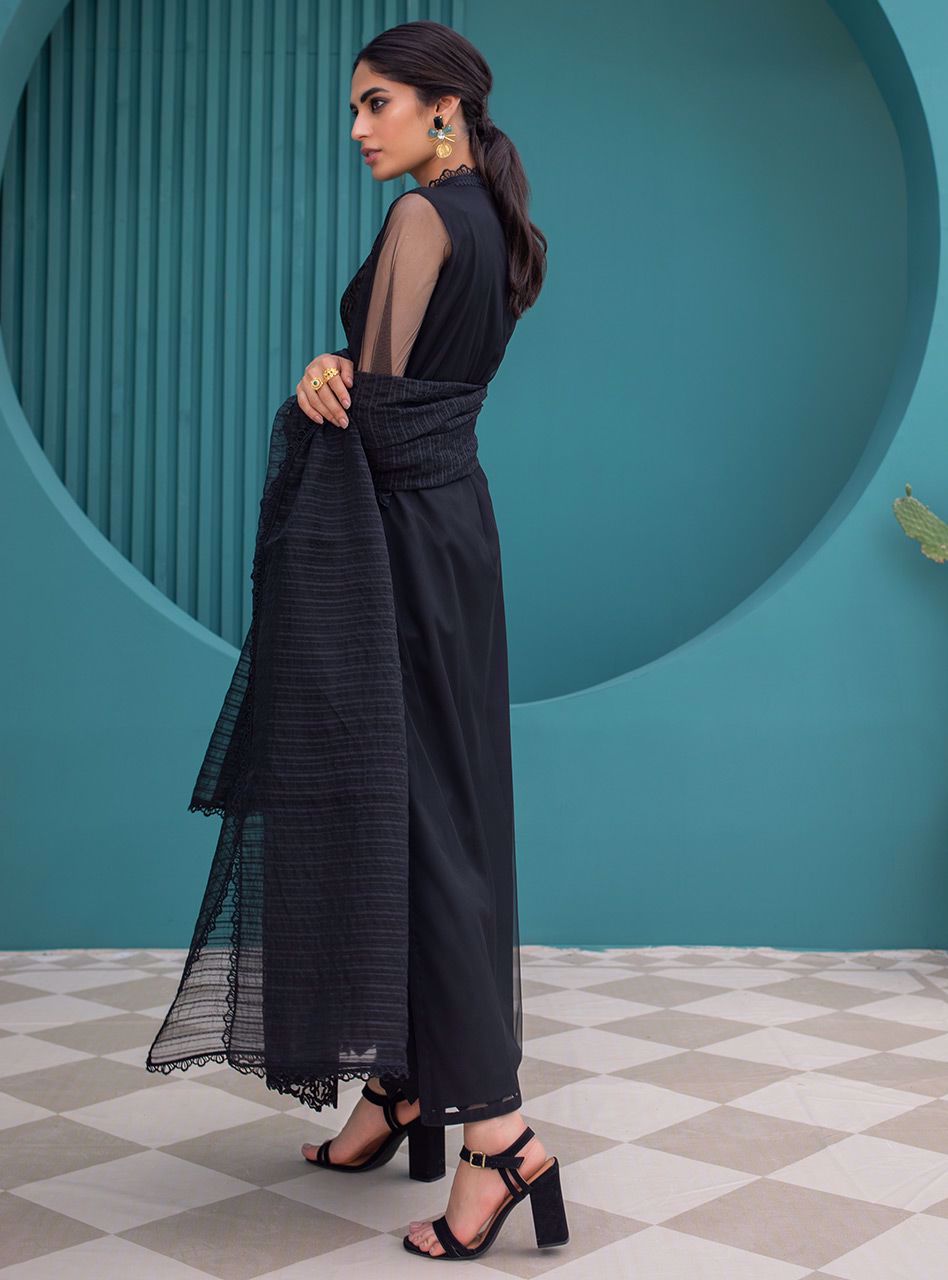 Zainab Chottani | Luxury Pret | BLACK TOURMALINE by Zainab Chottani - Designer Dress - Type: Ladies Clothes - Available at Sana Yasir - 100% Original