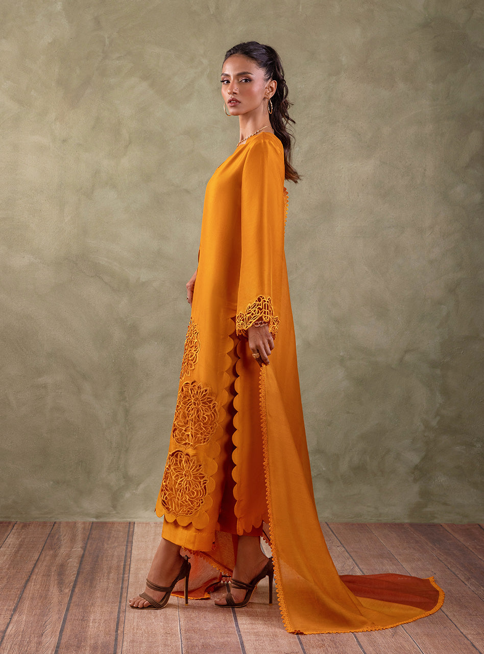 Zainab Chottani | Luxury Pret | BURNING AMBER by Zainab Chottani - Designer Dress - Type: Ladies Clothes - Available at Sana Yasir - 100% Original