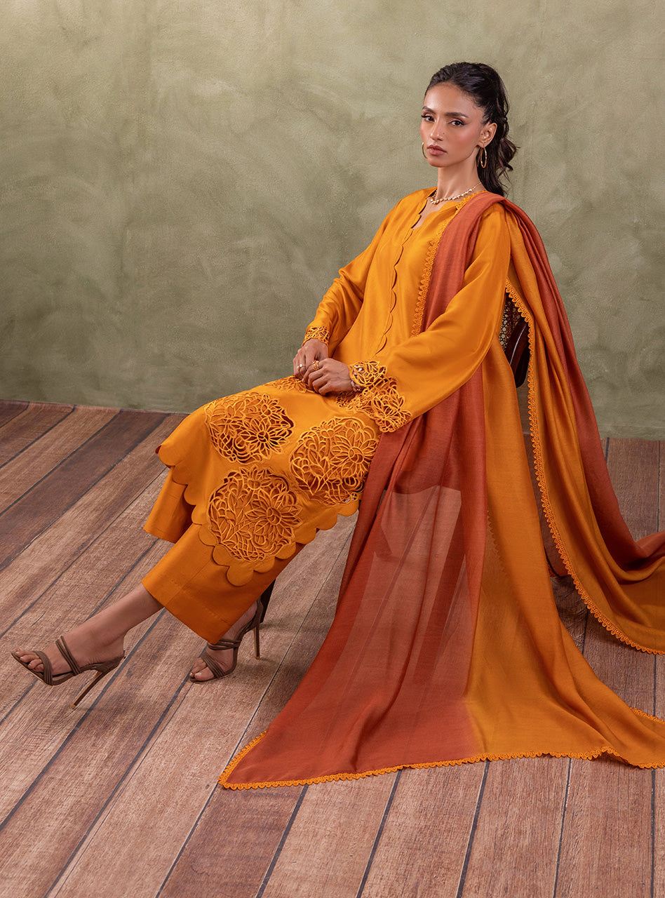 Zainab Chottani | Luxury Pret | BURNING AMBER by Zainab Chottani - Designer Dress - Type: Ladies Clothes - Available at Sana Yasir - 100% Original