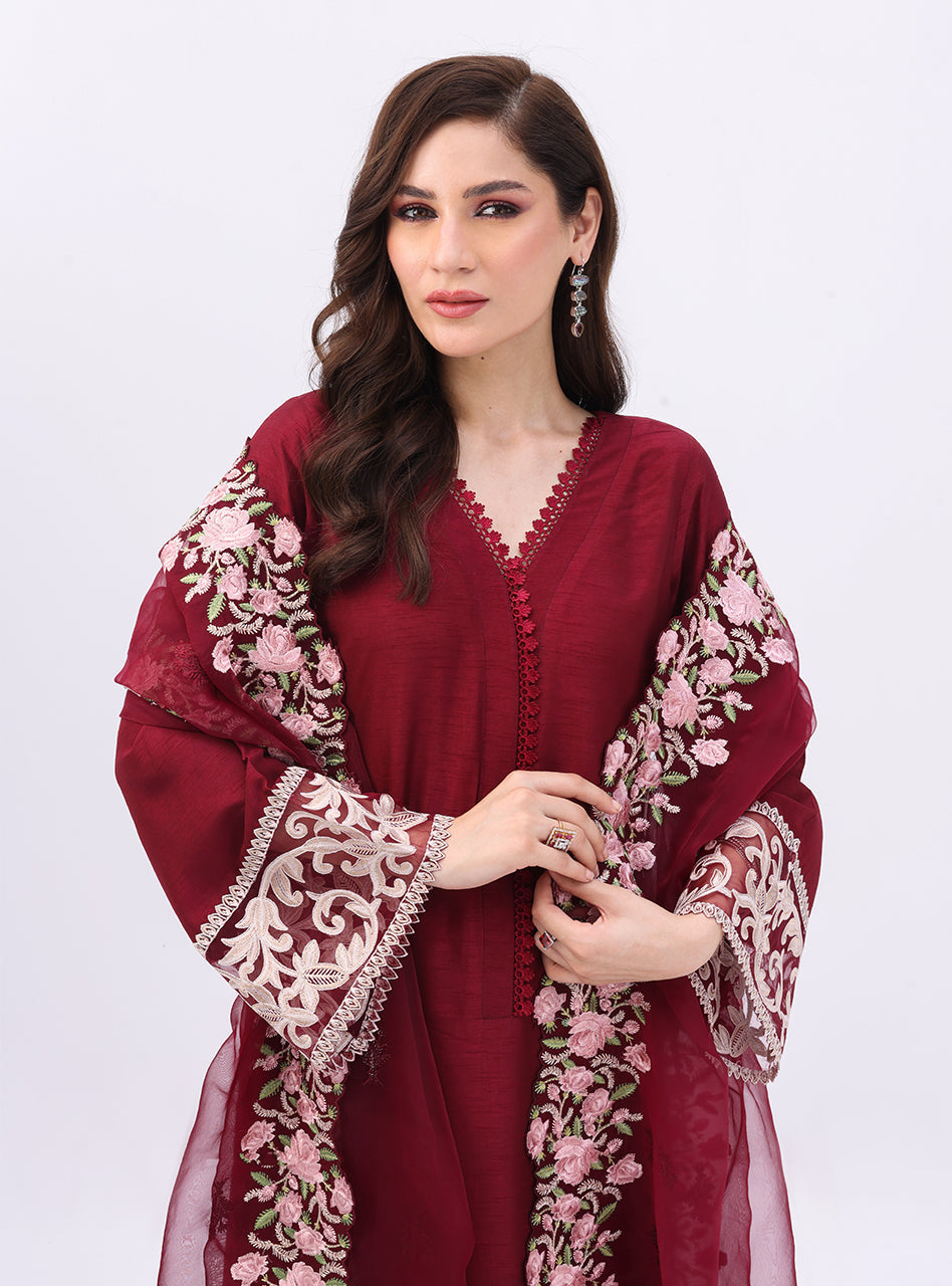 Zainab Chottani | Luxury Pret | DARK SUAVE by Zainab Chottani - Designer Dress - Type: Ladies Clothes - Available at Sana Yasir - 100% Original