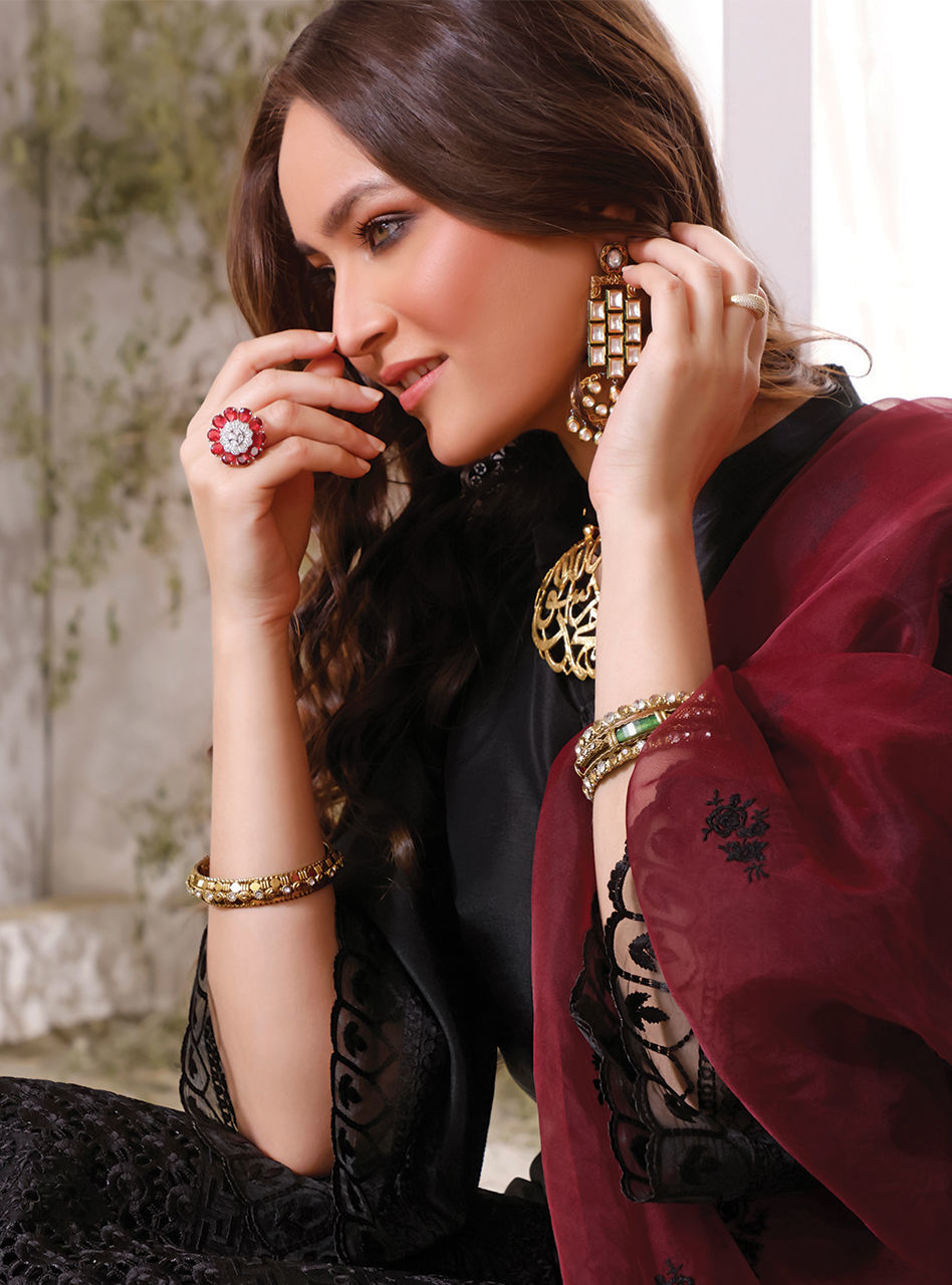 Zainab Chottani | Luxury Pret | DUSKY GLAM by Zainab Chottani - Designer Dress - Type: Ladies Clothes - Available at Sana Yasir - 100% Original