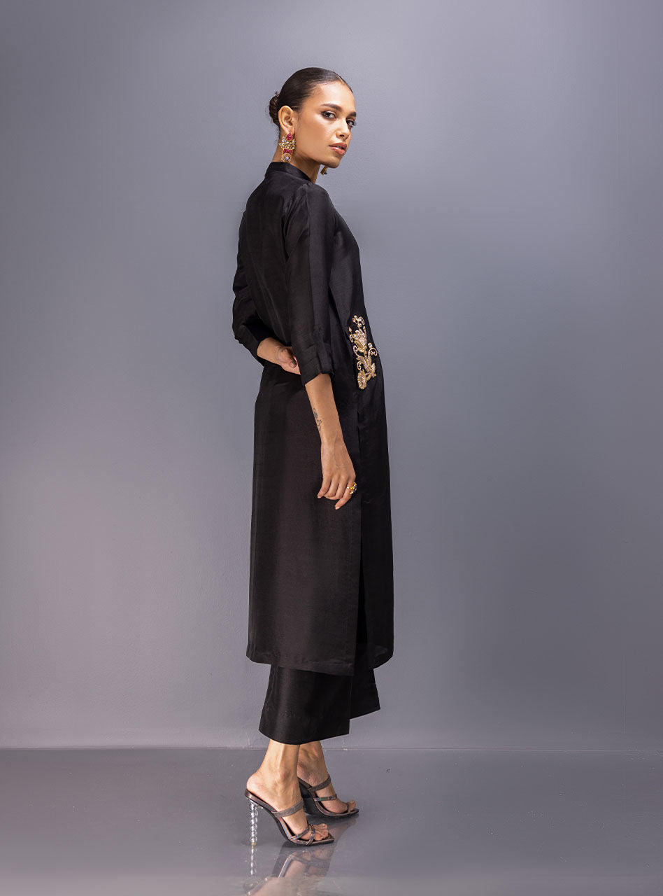 Zainab Chottani | Luxury Pret | EBONY FROST by Zainab Chottani - Designer Dress - Type: Ladies Clothes - Available at Sana Yasir - 100% Original