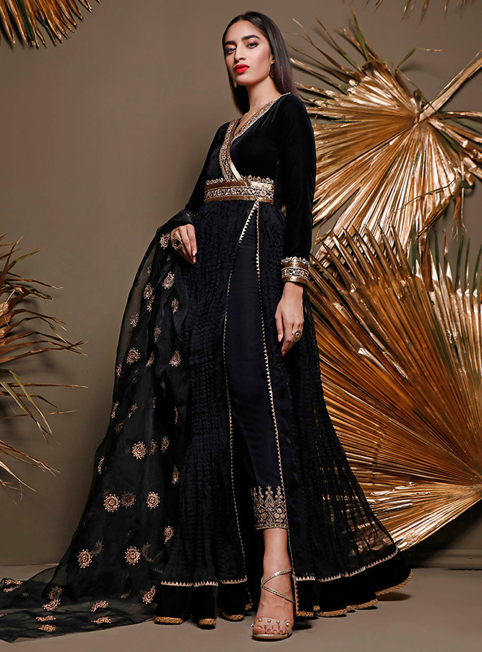 Zainab Chottani | Luxury Pret | EBONY TOPAZ by Zainab Chottani - Designer Dress - Type: Ladies Clothes - Available at Sana Yasir - 100% Original