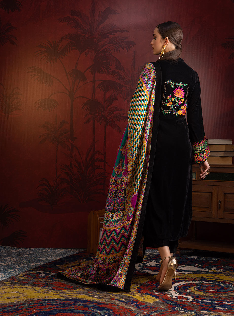 Zainab Chottani | Luxury Pret | ELYANA by Zainab Chottani - Designer Dress - Type: Ladies Clothes - Available at Sana Yasir - 100% Original