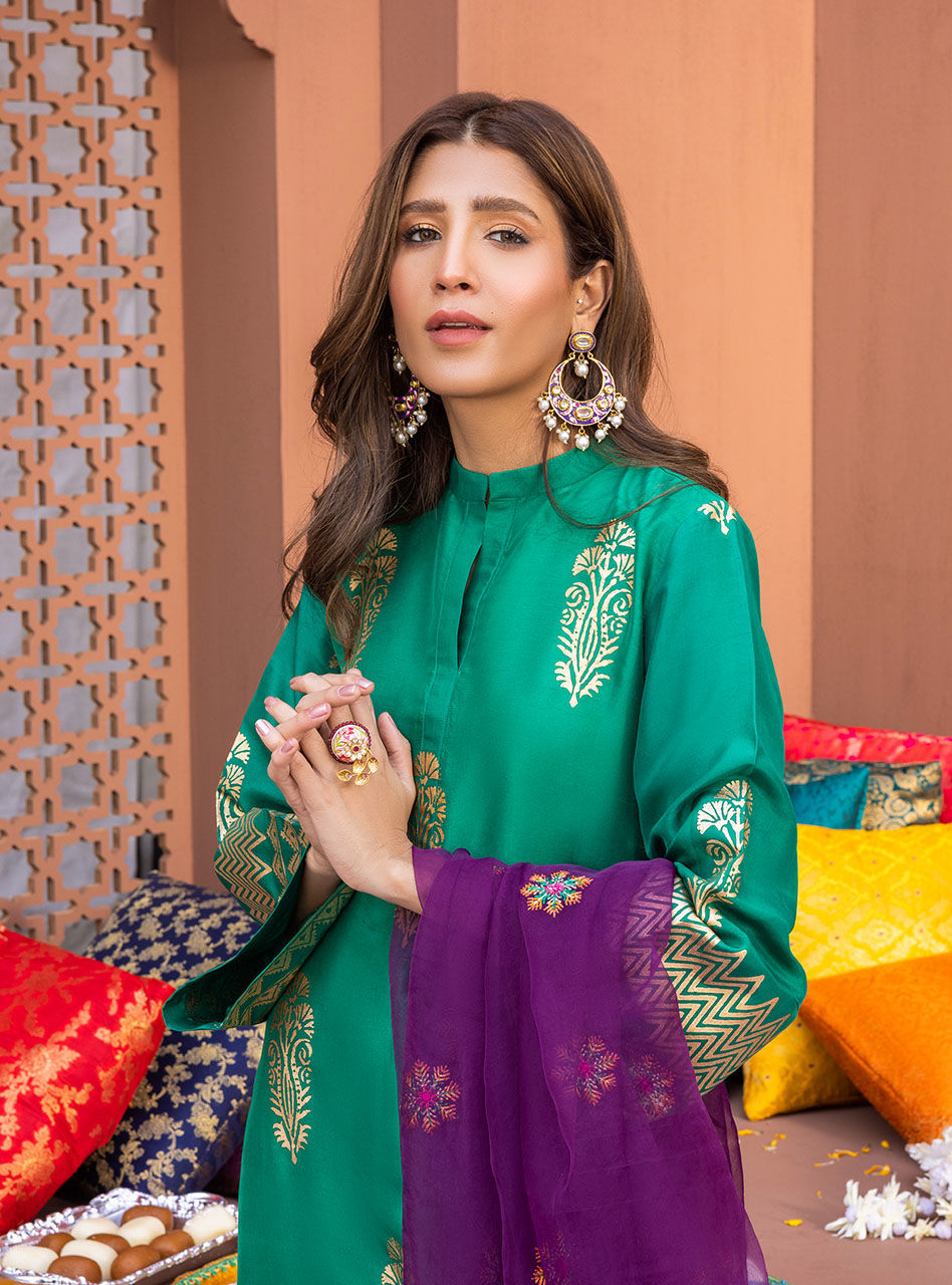Zainab Chottani | Luxury Pret | GULNAAR by Zainab Chottani - Designer Dress - Type: Ladies Clothes - Available at Sana Yasir - 100% Original