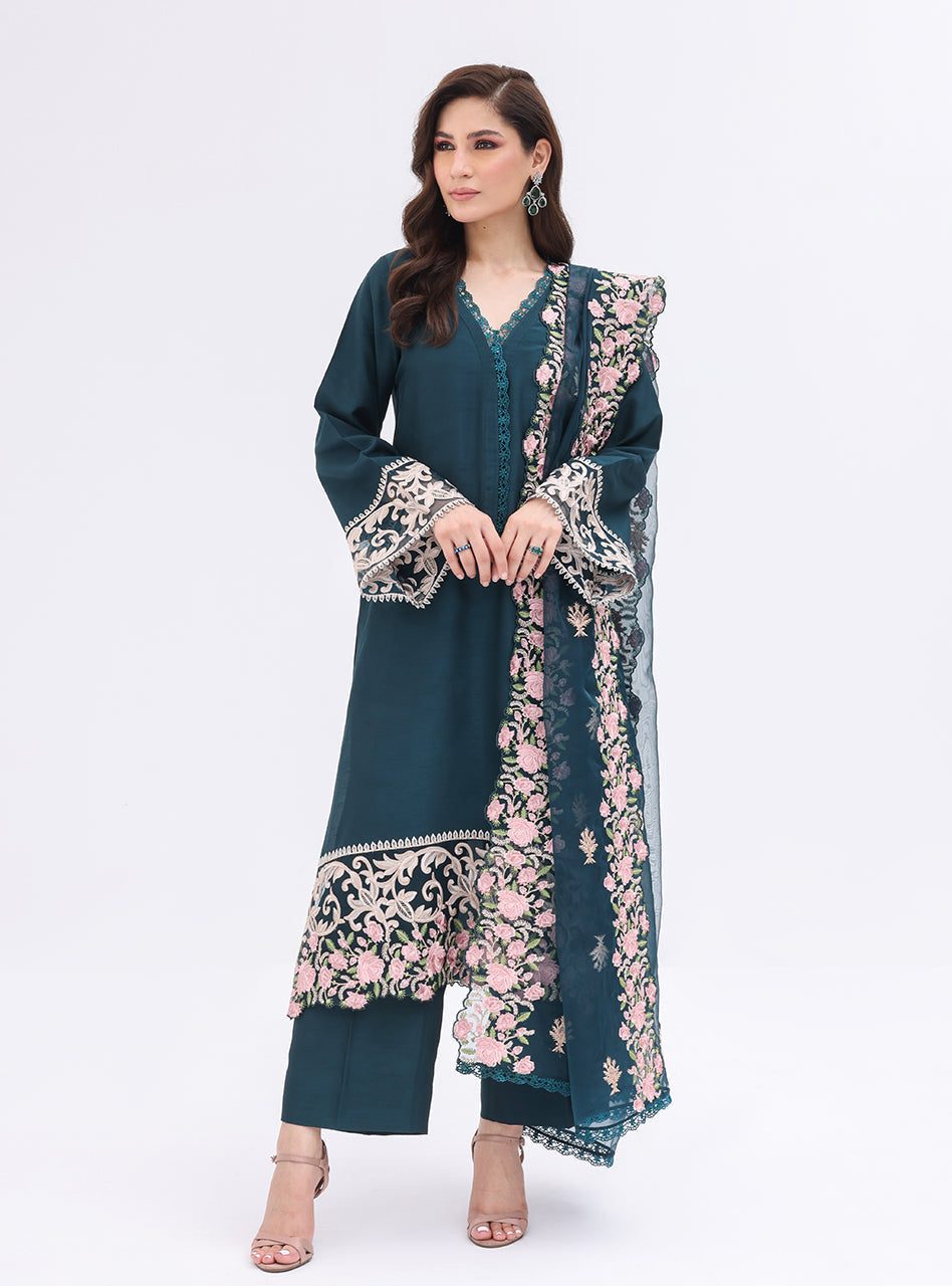 Zainab Chottani | Luxury Pret | JADE ECTASY by Zainab Chottani - Designer Dress - Type: Ladies Clothes - Available at Sana Yasir - 100% Original