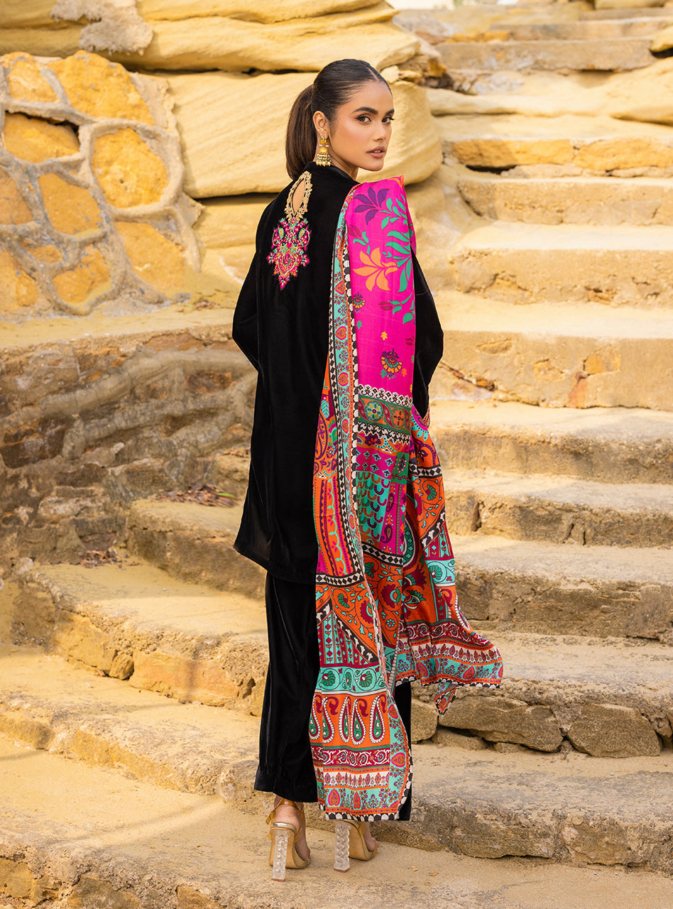 Zainab Chottani | Luxury Pret | LARAH by Zainab Chottani - Designer Dress - Type: Ladies Clothes - Available at Sana Yasir - 100% Original