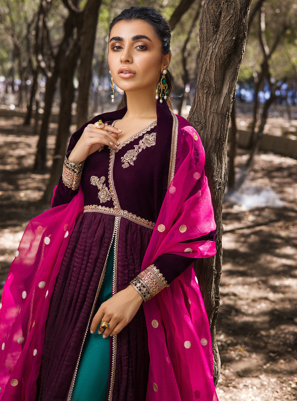 Zainab Chottani | Luxury Pret | MEHRU by Zainab Chottani - Designer Dress - Type: Ladies Clothes - Available at Sana Yasir - 100% Original