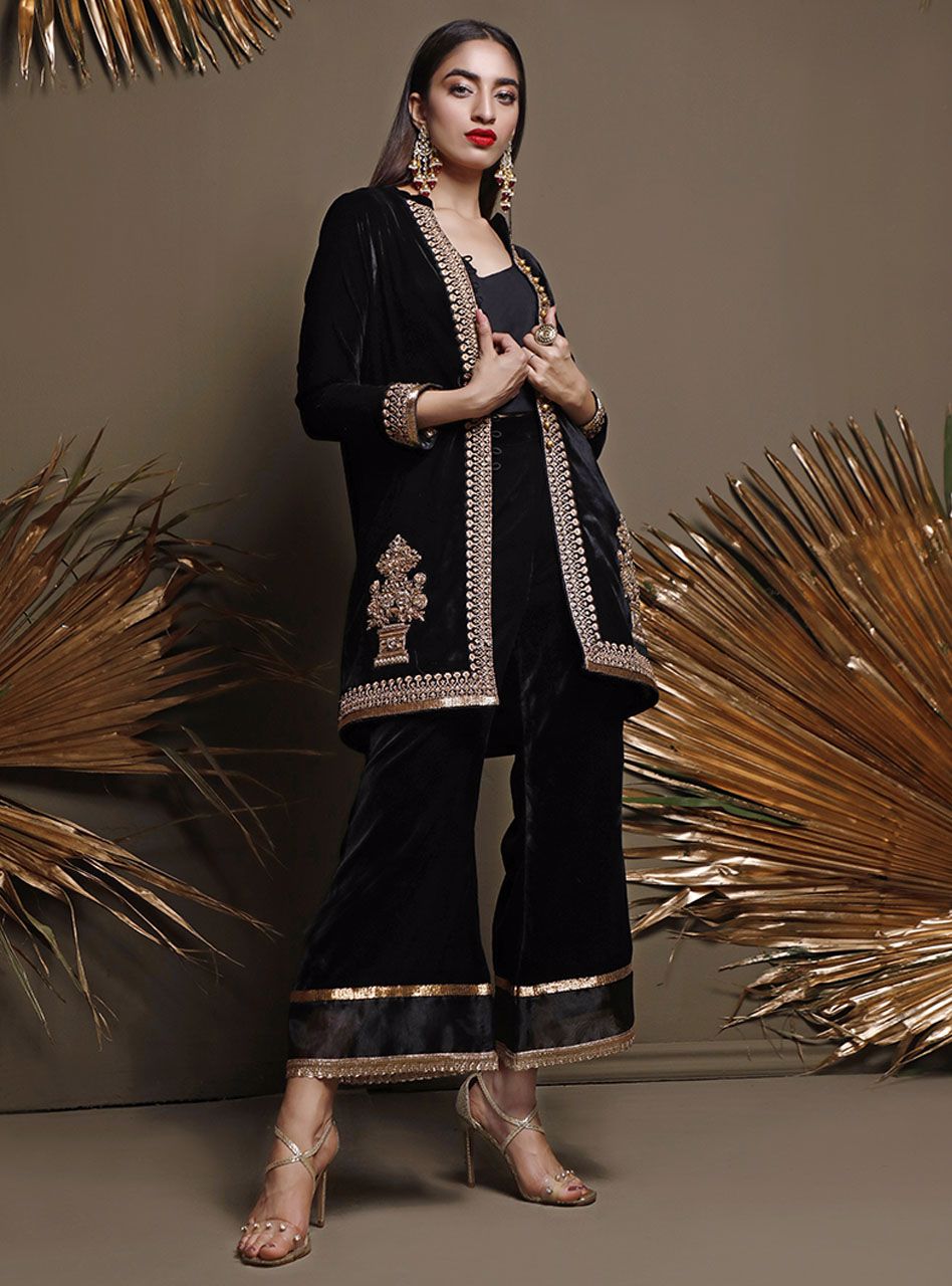Zainab Chottani | Luxury Pret | METALIC MOOD by Zainab Chottani - Designer Dress - Type: Ladies Clothes - Available at Sana Yasir - 100% Original