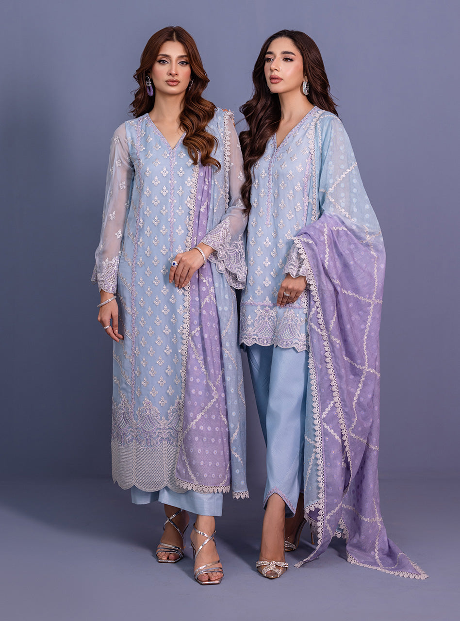 Zainab Chottani | Luxury Pret | NURI by Zainab Chottani - Designer Dress - Type: Ladies Clothes - Available at Sana Yasir - 100% Original