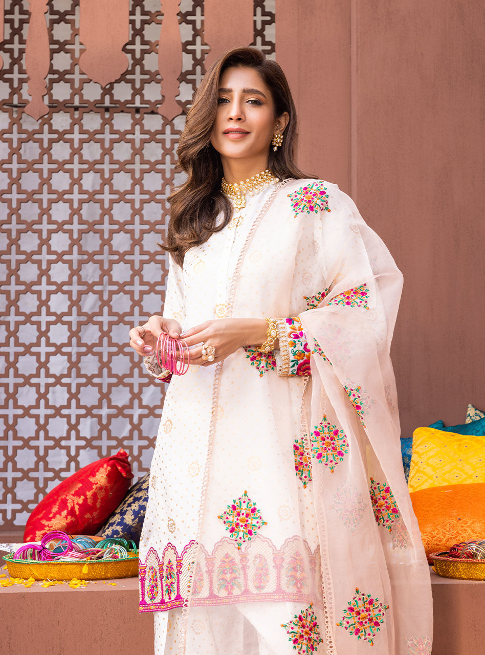Zainab Chottani | Luxury Pret | PARISA by Zainab Chottani - Designer Dress - Type: Ladies Clothes - Available at Sana Yasir - 100% Original