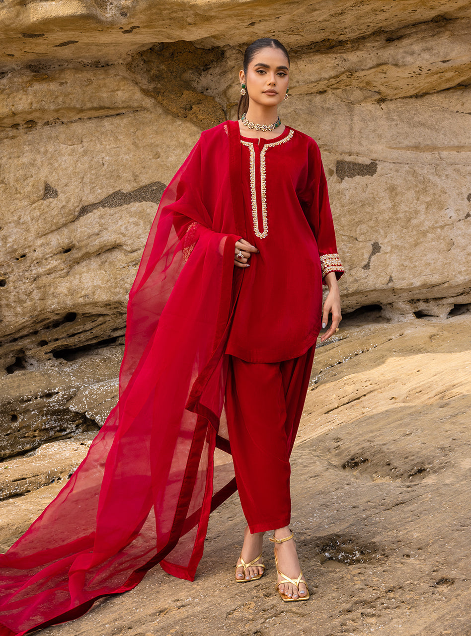 Zainab Chottani | Luxury Pret | RUBY JEZZ by Zainab Chottani - Designer Dress - Type: Ladies Clothes - Available at Sana Yasir - 100% Original