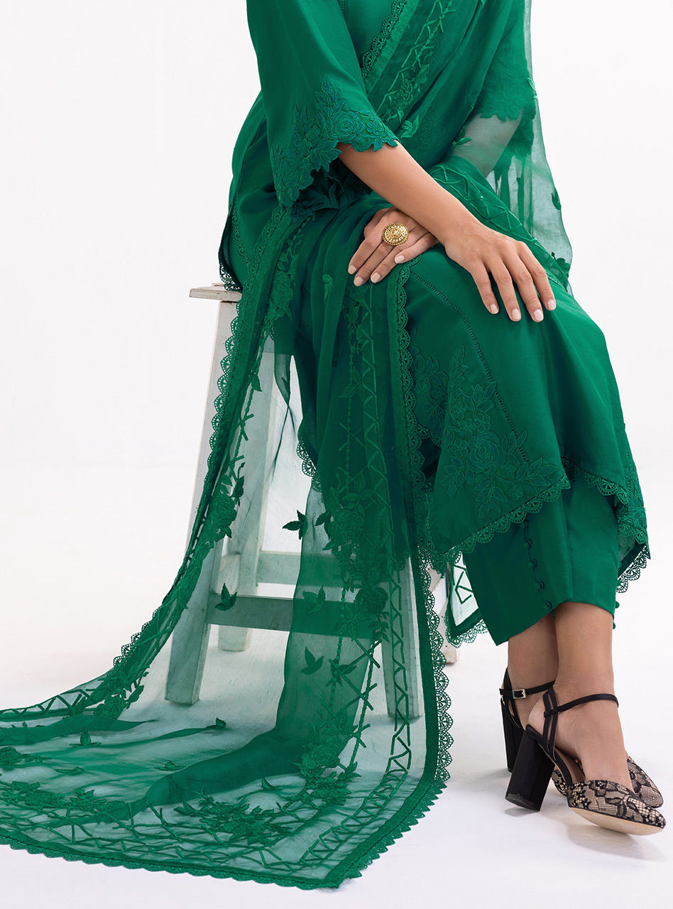 Zainab Chottani | Luxury Pret | SANEM by Zainab Chottani - Designer Dress - Type: Ladies Clothes - Available at Sana Yasir - 100% Original