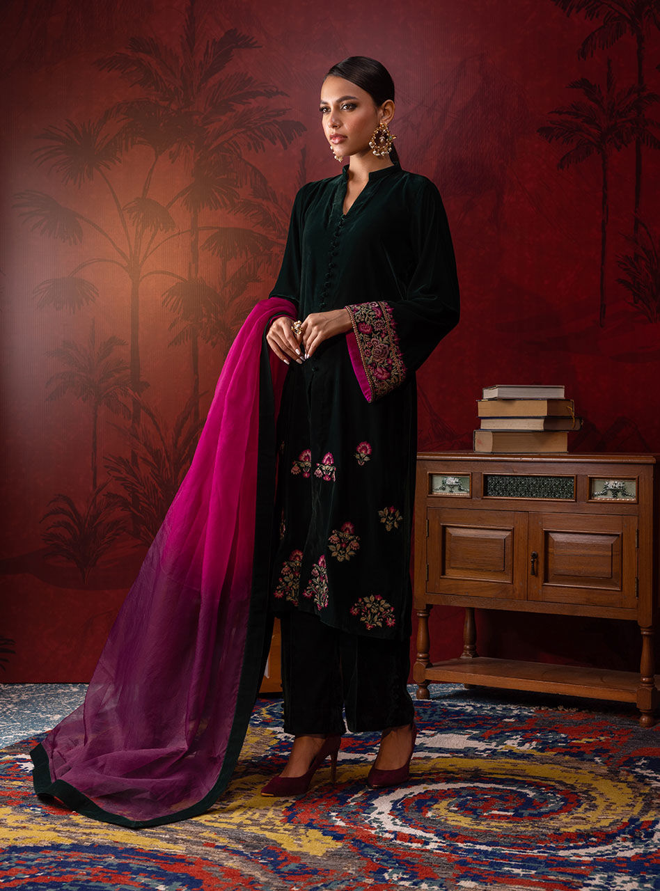 Zainab Chottani | Luxury Pret | SYARA by Zainab Chottani - Designer Dress - Type: Ladies Clothes - Available at Sana Yasir - 100% Original
