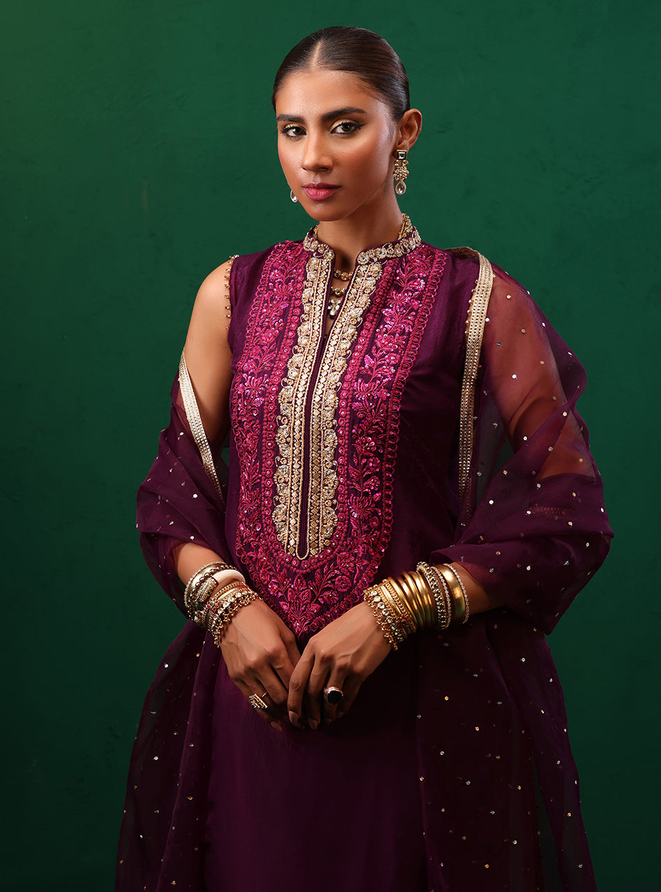 Zainab Chottani | Semi Formals | AMYRA by Zainab Chottani - Designer Dress - Type: Ladies Clothes - Available at Sana Yasir - 100% Original